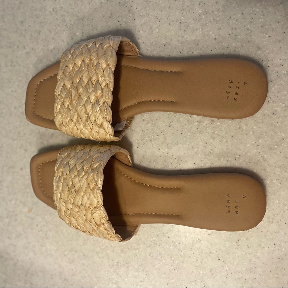 Women's Tan Woven Slide Sandals